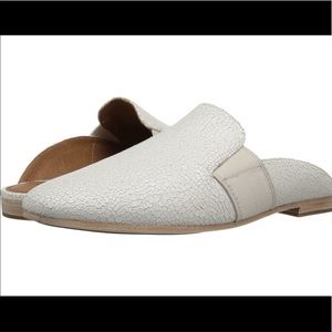 Frye White Terry Gore Mule size 7.5